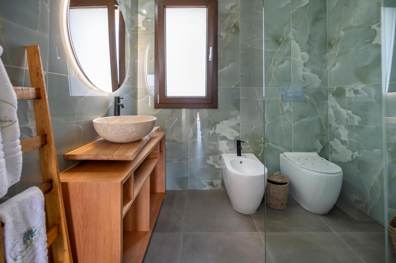Villa Carmiano Luxury Bedrooms In Avola In The Province Of Syracuse With Spa And Swimming Pool And Wonderful Seaview Kültér fotó