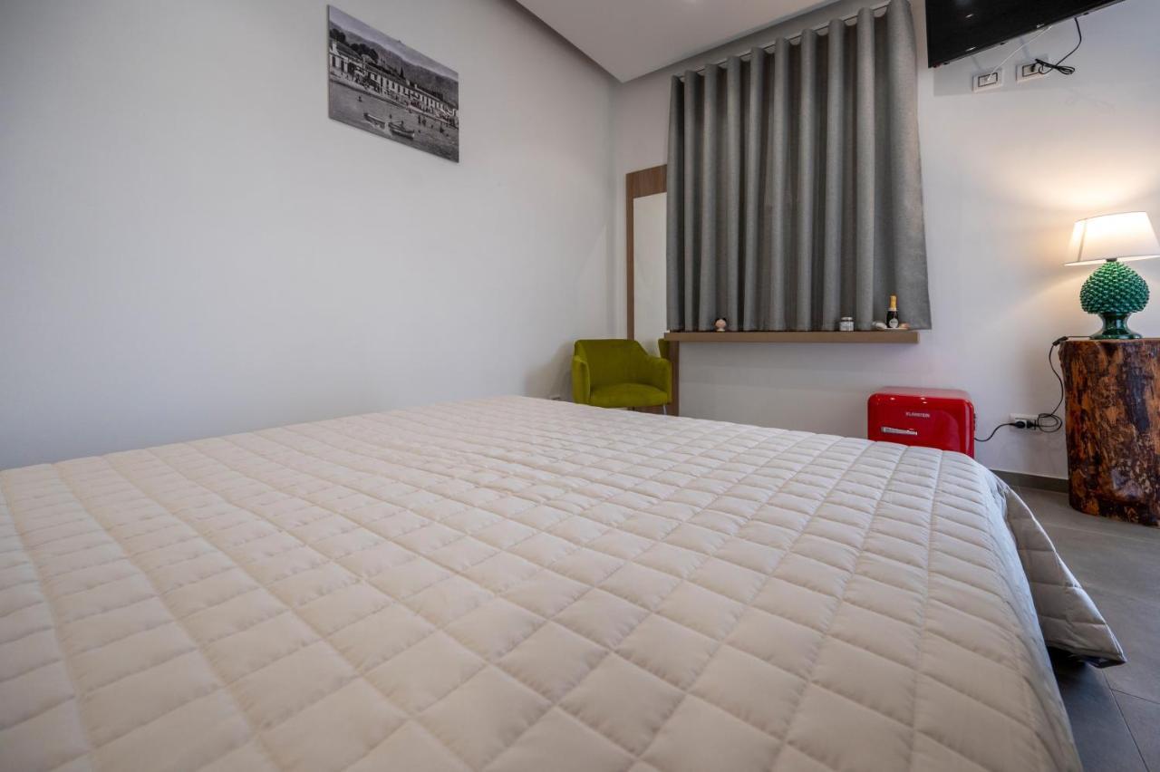 Villa Carmiano Luxury Bedrooms In Avola In The Province Of Syracuse With Spa And Swimming Pool And Wonderful Seaview Kültér fotó