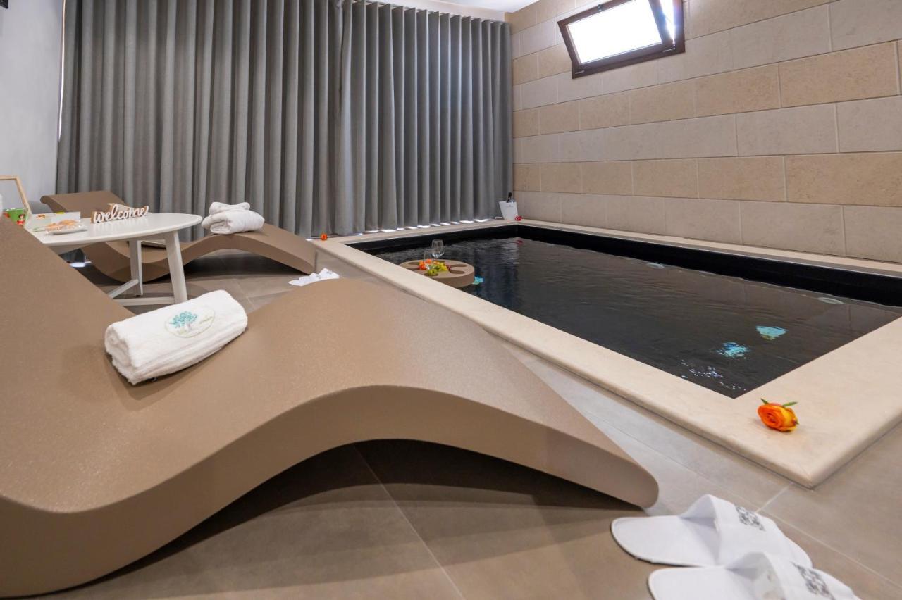 Villa Carmiano Luxury Bedrooms In Avola In The Province Of Syracuse With Spa And Swimming Pool And Wonderful Seaview Kültér fotó