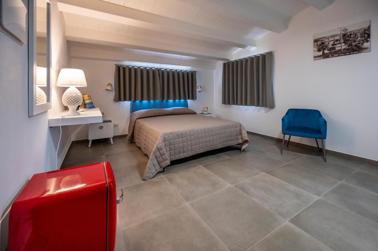 Villa Carmiano Luxury Bedrooms In Avola In The Province Of Syracuse With Spa And Swimming Pool And Wonderful Seaview Kültér fotó
