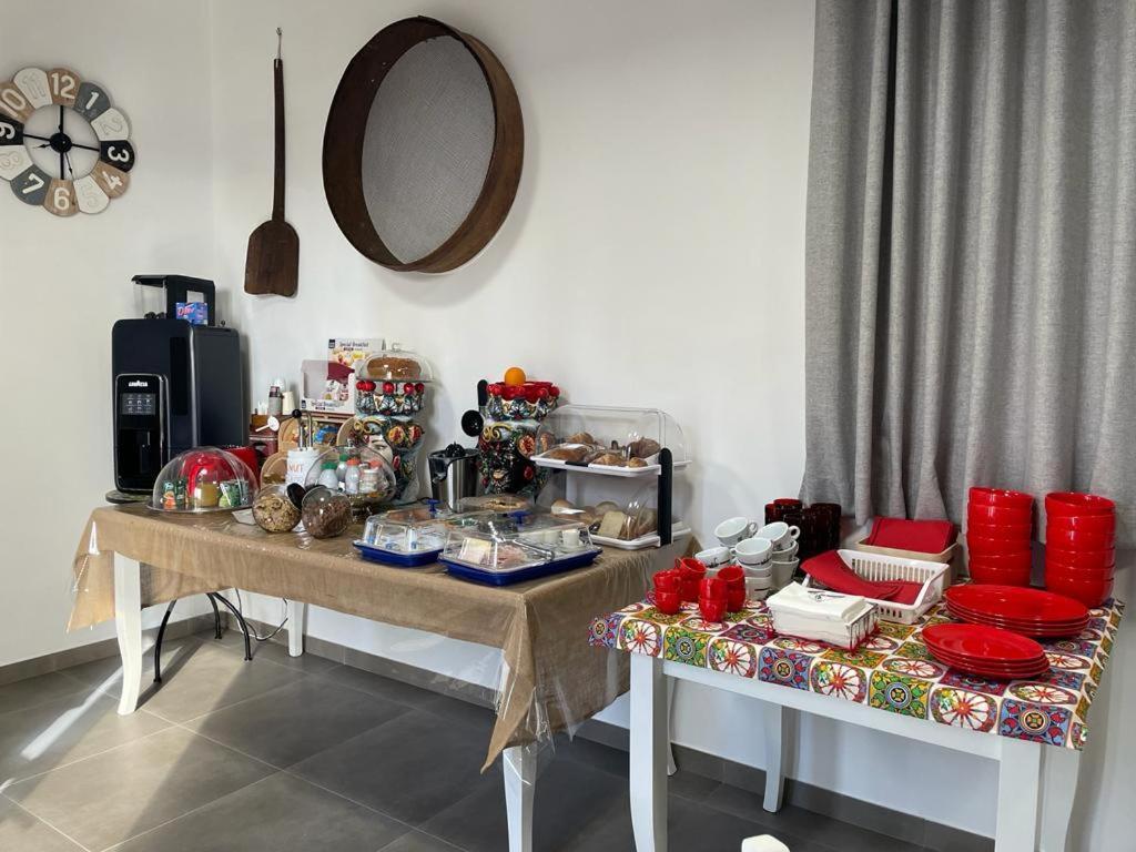 Villa Carmiano Luxury Bedrooms In Avola In The Province Of Syracuse With Spa And Swimming Pool And Wonderful Seaview Kültér fotó